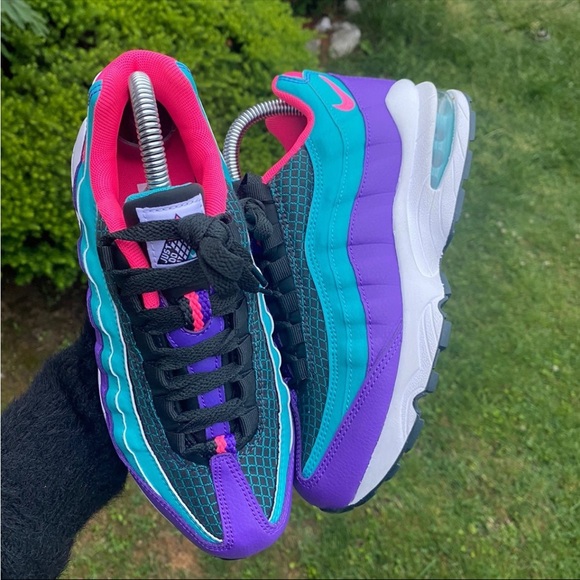 Nike Air Max 95 Hyper Pink/Green/Grape Kids Sneakers- Size 5 Y- 6.5 W - Picture 4 of 10